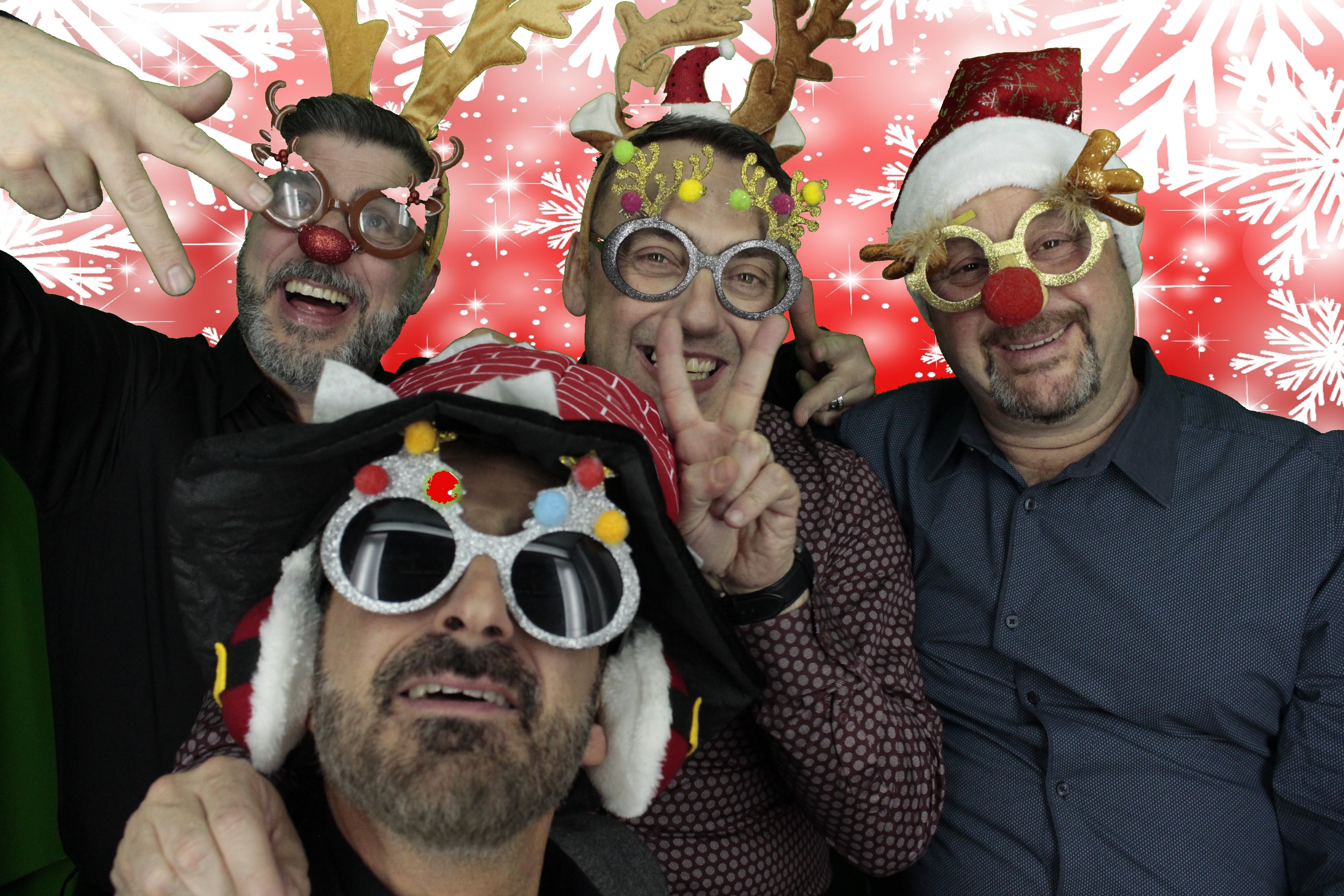 Silvermere Christmas Party | View more photos from the event at gallery.myphotoboothexperience.co.uk/u/MyPhotoBoothExperienceLtd/Silvermere-Christmas-Party-3
